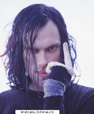 Offtopic/Aberatii - Bert de la The Used-HOT - Altele